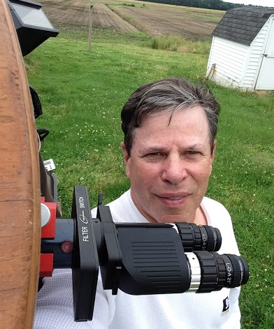 Russ Lederman at his telescope with Binotron binoviewers and the 3D Astronomy L-O-A eyepieces