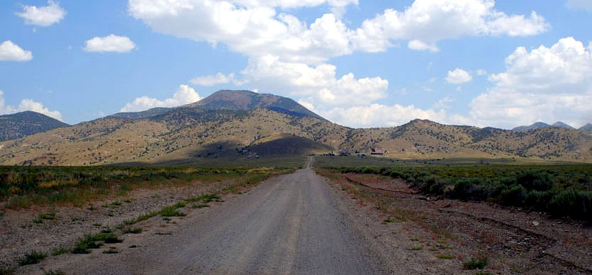 Entrance to the Berlin-Ichthyosaur State Park