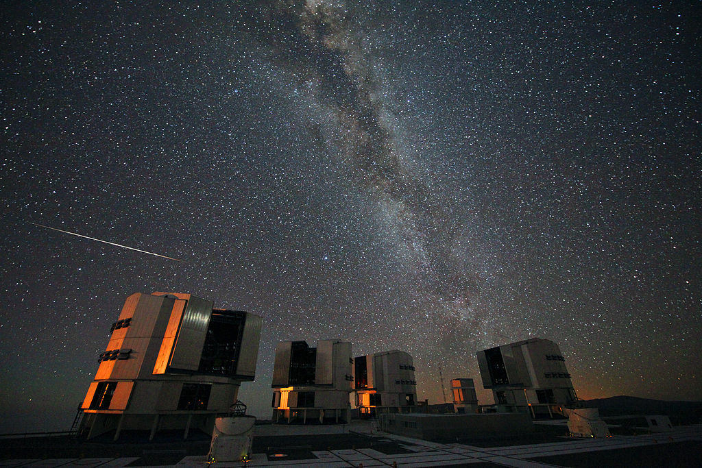 The 2010 Perseids over the VLT